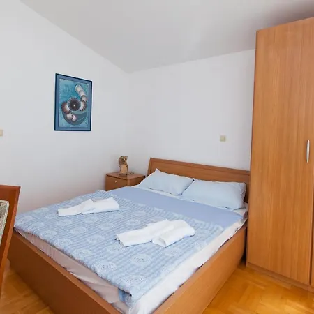 Alana 1 Penthouse * Dramalj