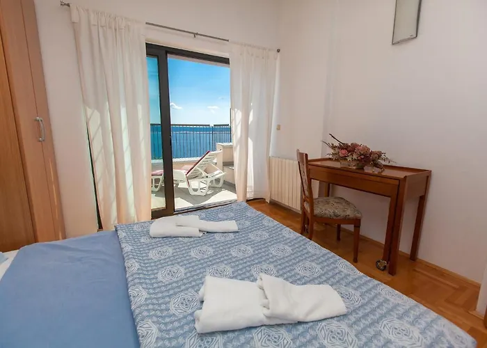 Alana 1 Penthouse * Dramalj